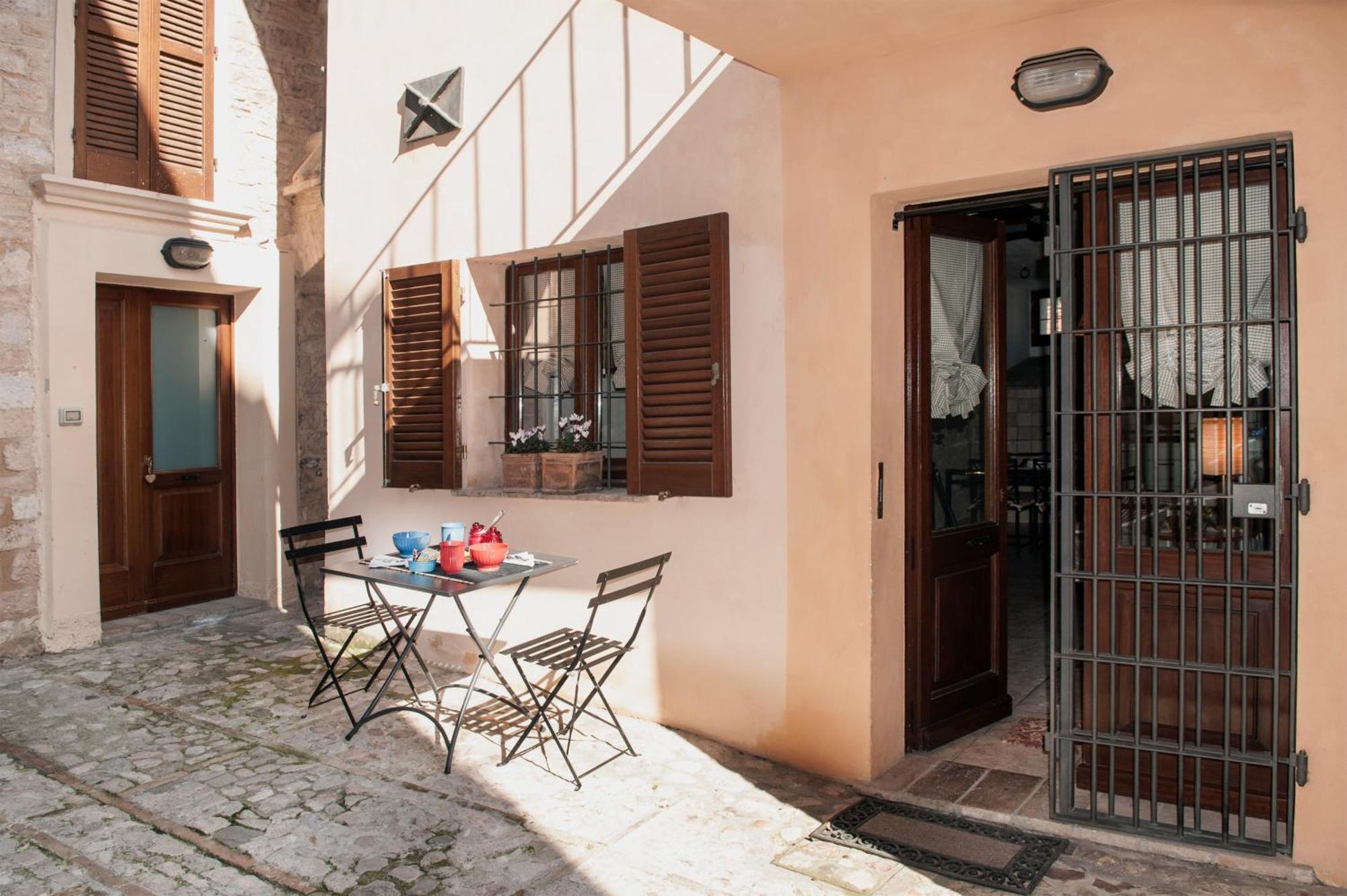 Appartamenti San Francesco Spello Eksteriør bilde
